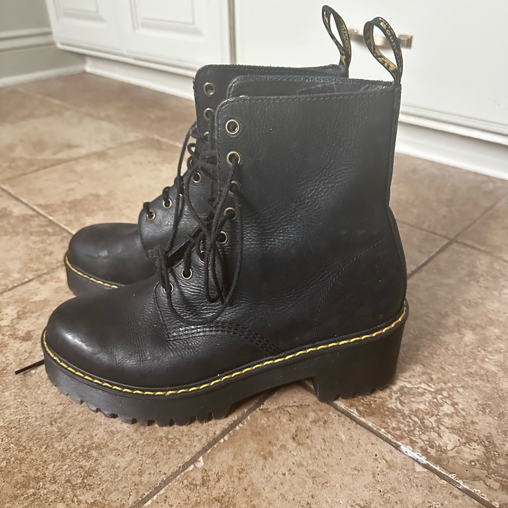 Dr. Martens Shriver Hi Black Leather Boots Women’s 10